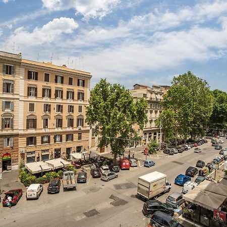 Giulio Cesare Charming Suite Great Location 로마 외부 사진