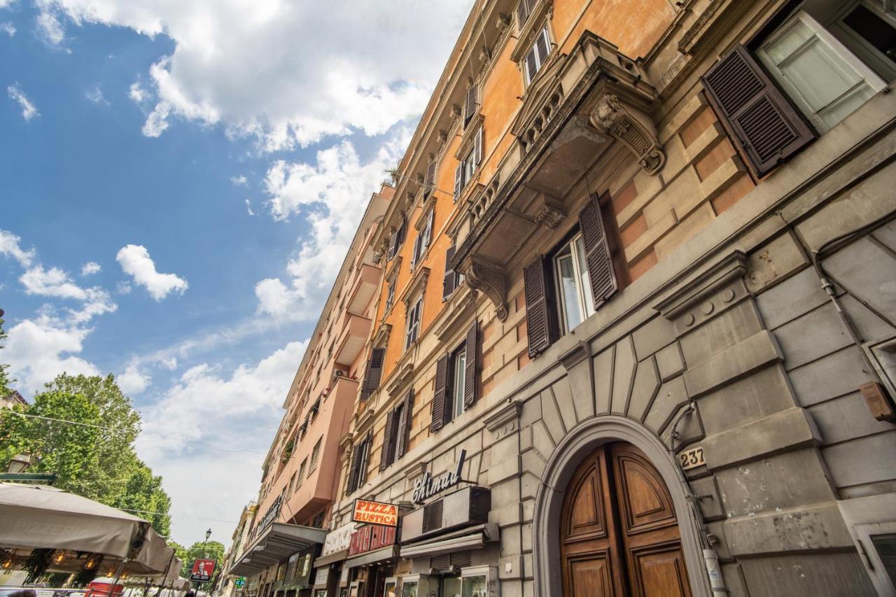 Giulio Cesare Charming Suite Great Location 로마 외부 사진